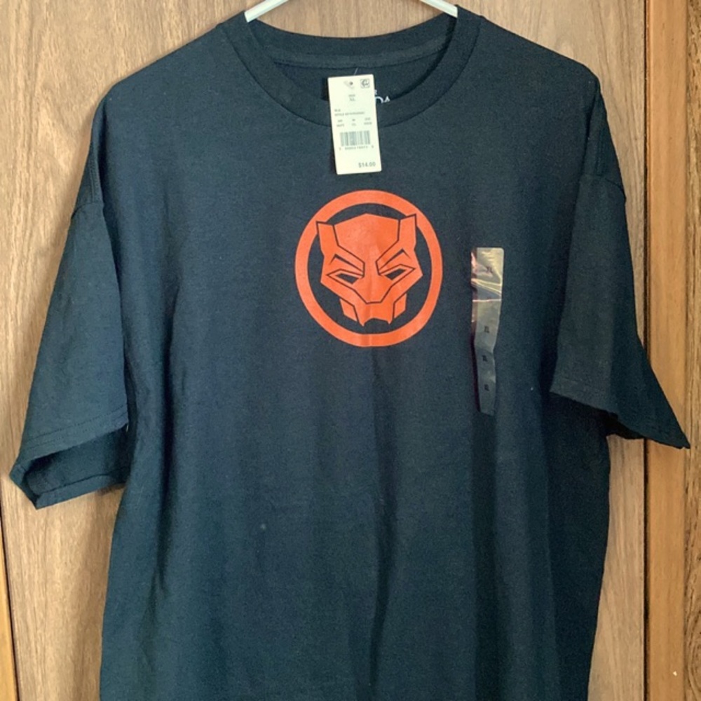 Black panther T-shirt NWT
